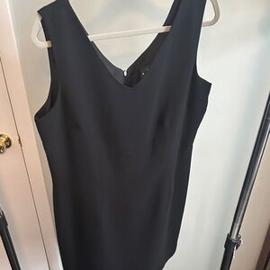 Black V-neck dress NWOT